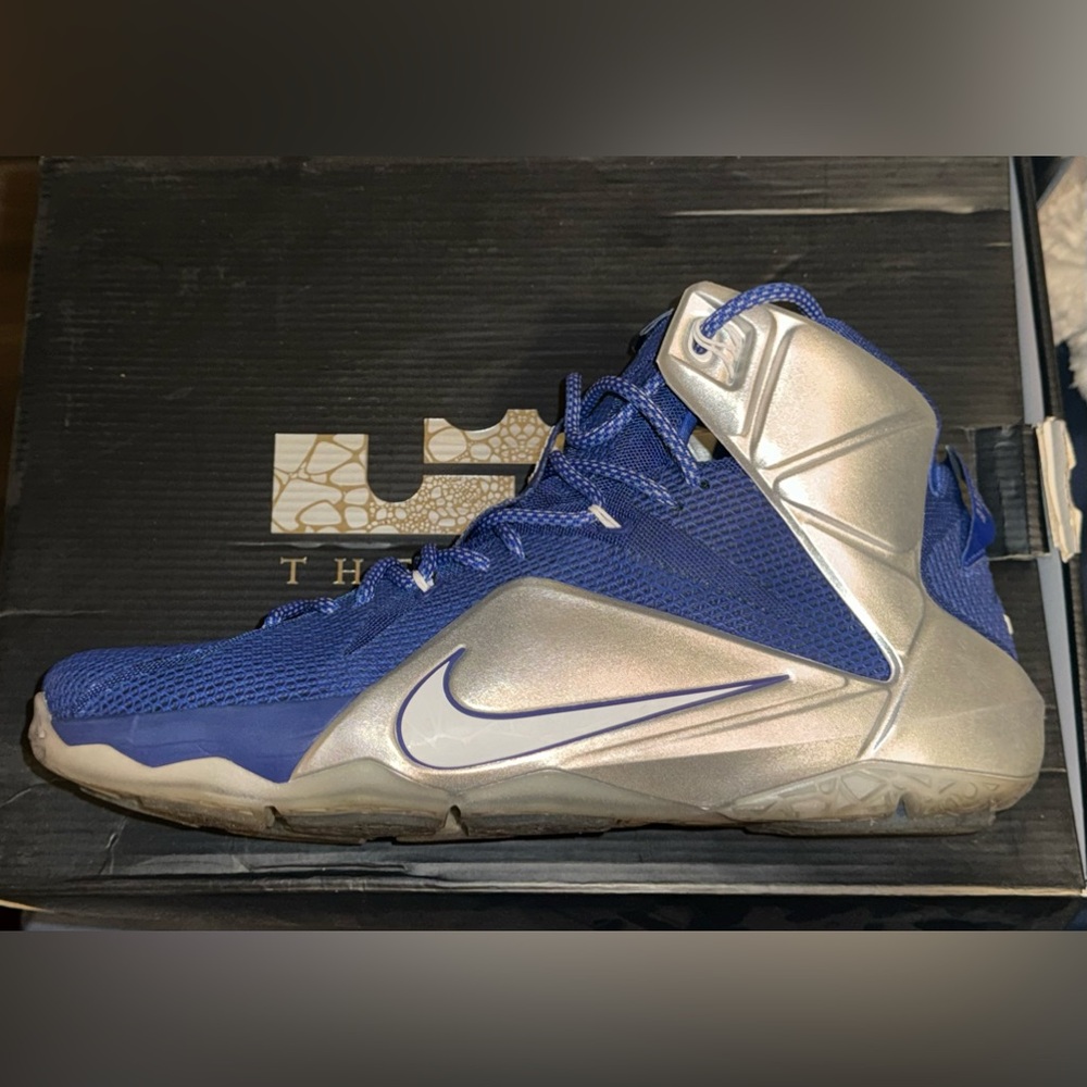 Nike Lebron 12 XII “What If?” Size 13 Excellent Condition Dallas Cowboys